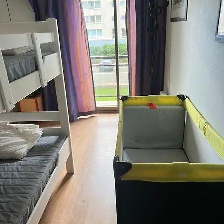 Ruim, Lichtrijk Met Groot Terras Uitstekend Gelegen In *